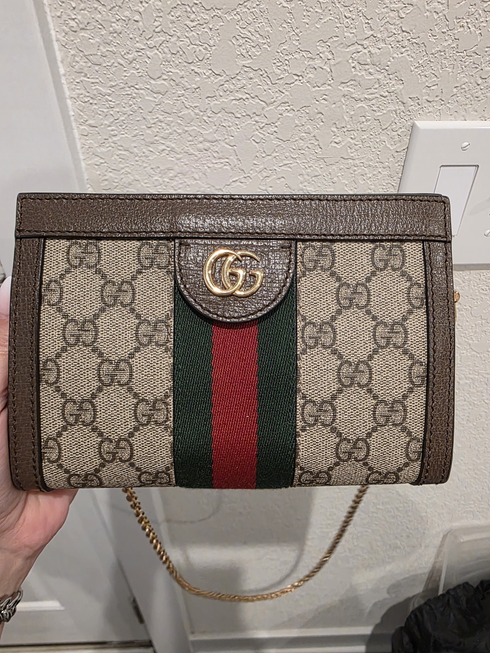 Gucci Beige GG Supreme Canvas Shoulder Bag with Green and Red Web